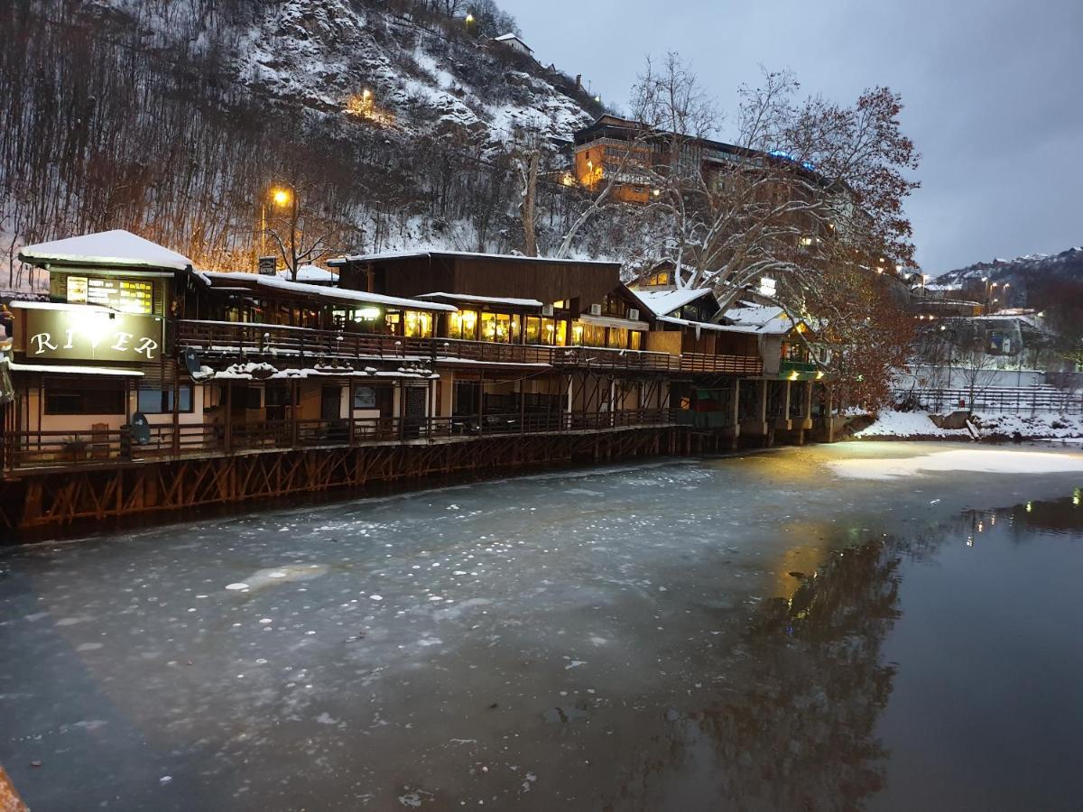 Pansion River Сараєво Екстер'єр фото